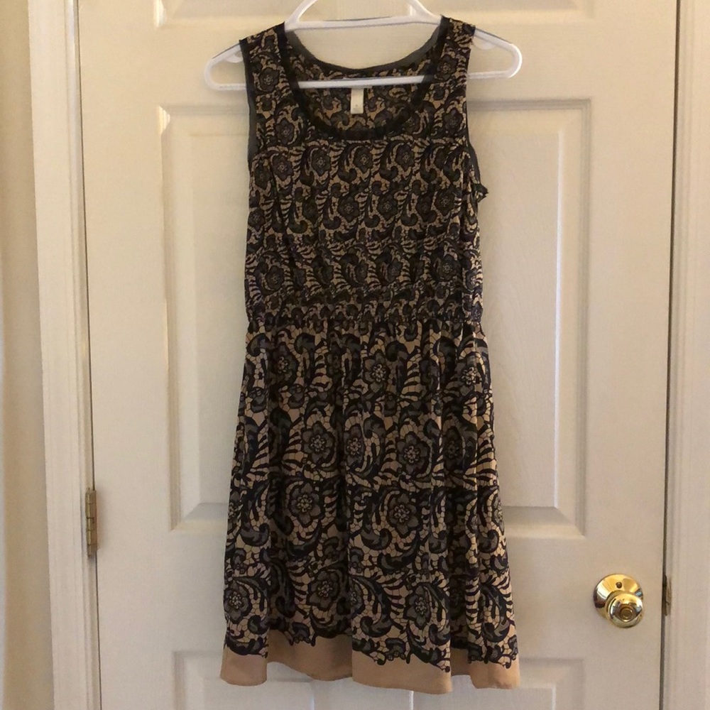 Women’s dress
